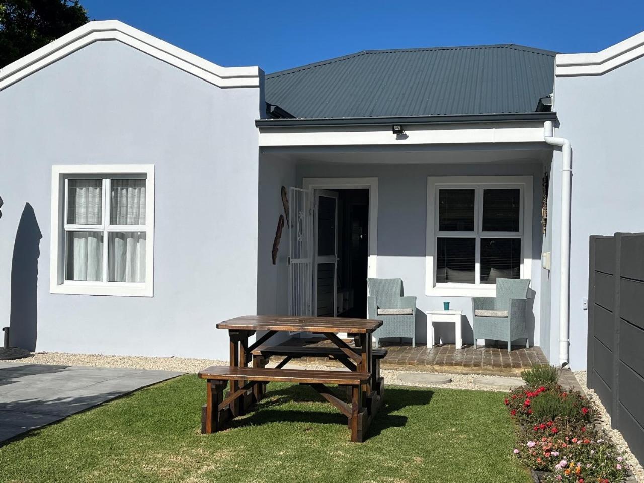 Apartment Serenity Self-catering 2-bed Unit *