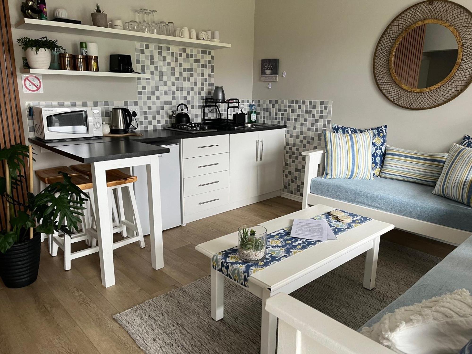 Serenity Self-catering 2-bed Unit Apartment Hermanus